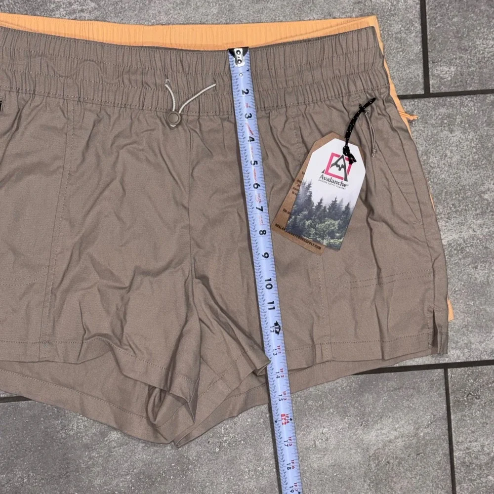 Avalanche Outdoor Supply Hiking Shorts Womens XL Tan Peach 2 Pk CA546R3 NWT - Picture 5 of 12
